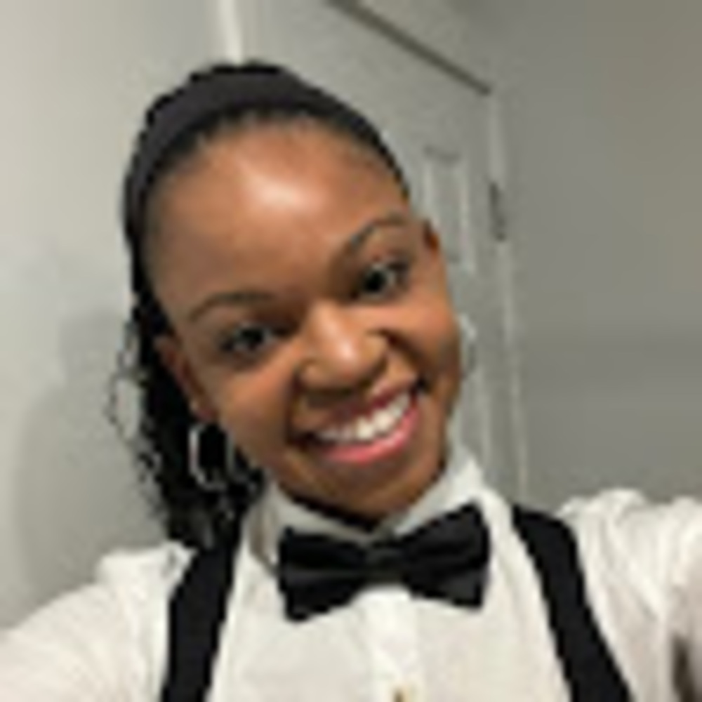 Meet your Posher, Mariel